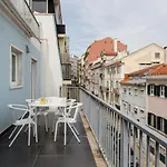 Guestready - Modern Flat Near Estrela Garden * Лісабон