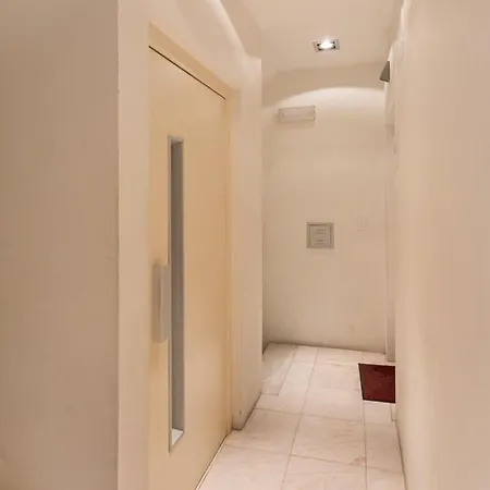 Guestready - Modern Flat Near Estrela Garden