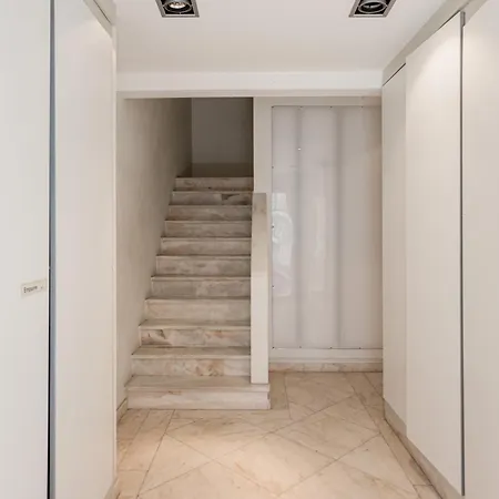 Joivy Modern Flat Near Estrela Garden Lissabon