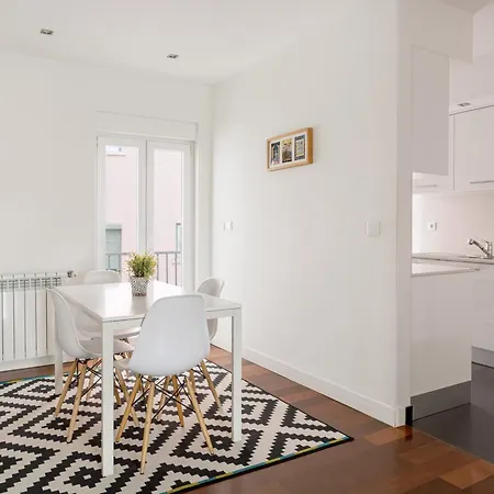 Joivy Modern Flat Near Estrela Garden Lissabon